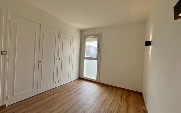 Appartement à vendre    3 pièces • 74 m2 Anglet