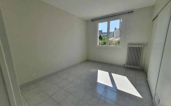 Appartement à louer    3 pièces •  Tours