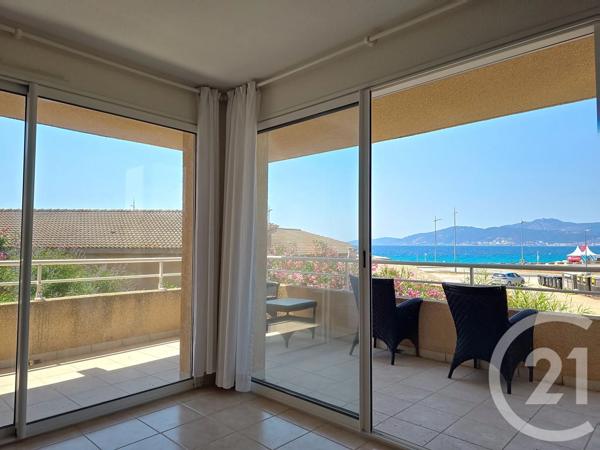 Appartement T2 à vendre  2 pièces - 29 m 2   ZONZA  - 201
