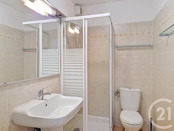 Appartement T2 à vendre  2 pièces - 29 m 2   ZONZA  - 201