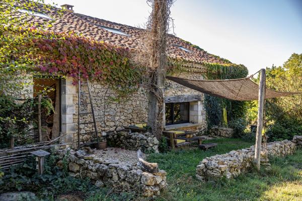 Vente Maison de luxe Vergt 13 Pièces 473 m²