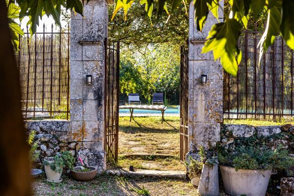 Vente Maison de luxe Vergt 13 Pièces 473 m²