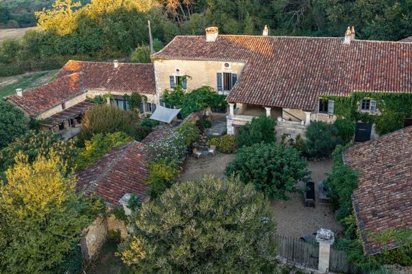 Vente Maison de luxe Vergt 13 Pièces 473 m²