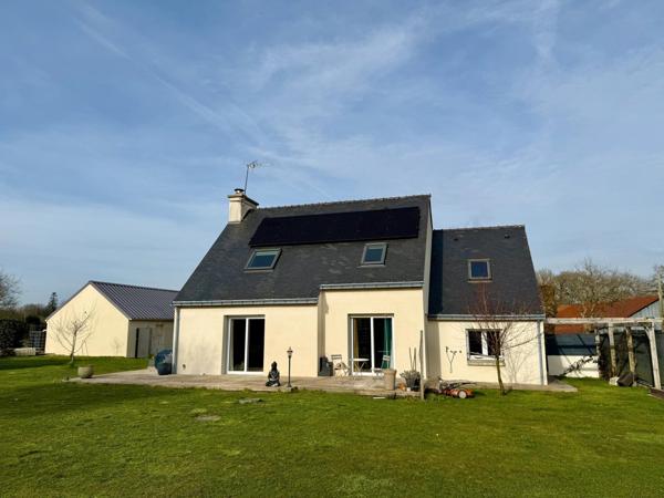 Jolie Maison avec dépendance et grand terrain