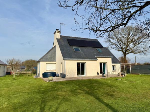 Jolie Maison avec dépendance et grand terrain