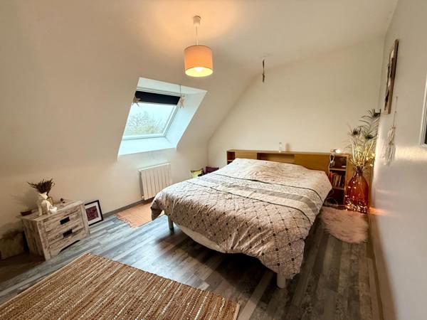 Jolie Maison avec dépendance et grand terrain