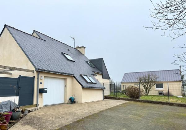 Jolie Maison avec dépendance et grand terrain