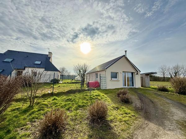 Jolie Maison avec dépendance et grand terrain
