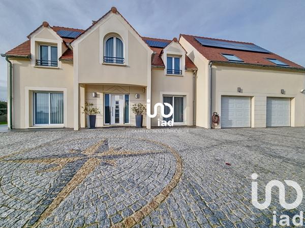 Maison à vendre 8 pièces 240 m² Fontenay-Mauvoisin