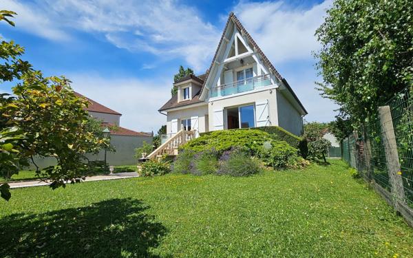 Maison à vendre    5 pièces • 125 m2 Le Plessis-Trévise