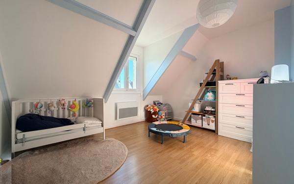 Maison à vendre    5 pièces • 125 m2 Le Plessis-Trévise