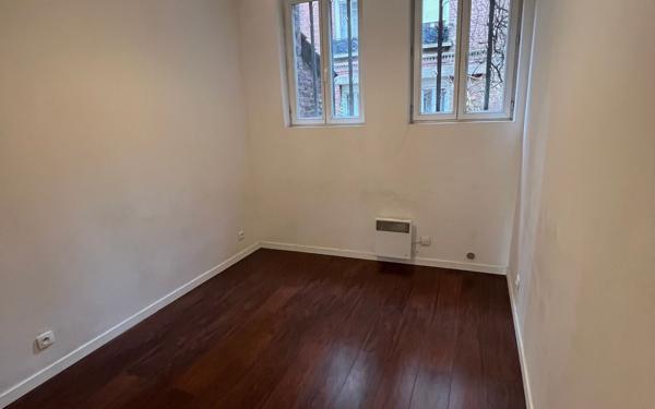 Appartement à vendre    2 pièces • 36,24 m2 Saint-Ouen