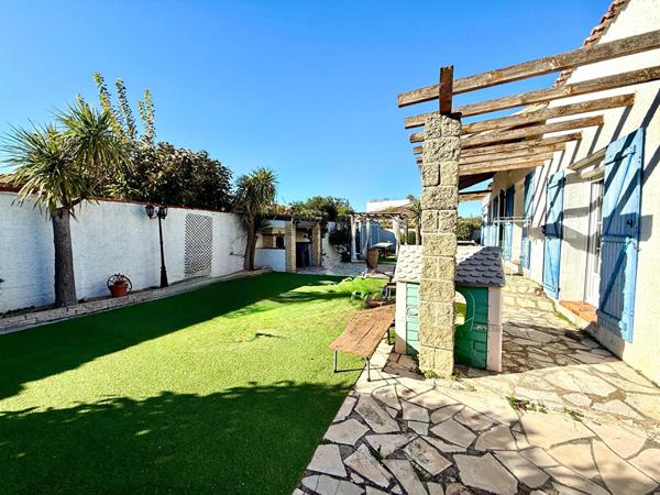 MEZE maison 4 pièces de 143m² + dépendance T3 de 45m²