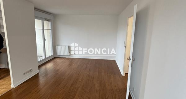 Location Appartement 3 pièces 60 m² - Morangis 91420