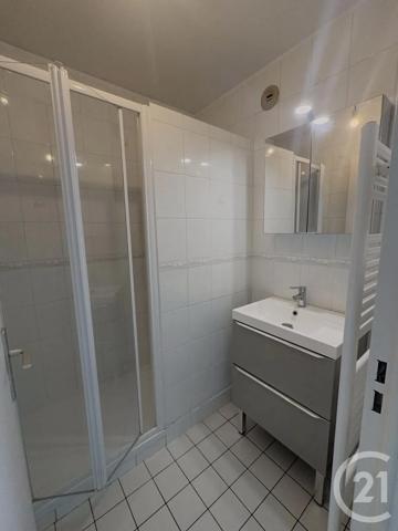 Appartement F2 à vendre  2 pièces - 40,01 m 2   ORLEANS  - 45