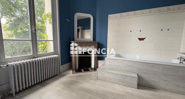 À vendre Maison 9 pièces 223.55 m² - Mantes-la-jolie 78200