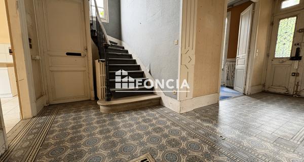 À vendre Maison 9 pièces 223.55 m² - Mantes-la-jolie 78200