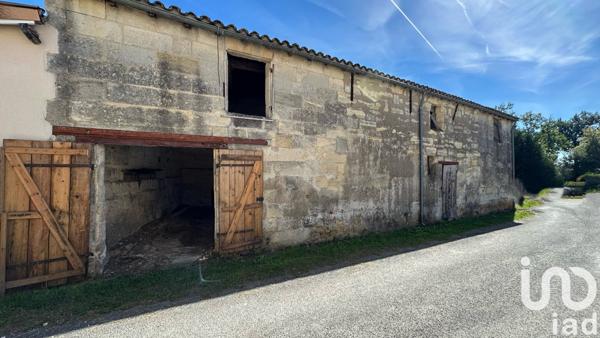 Maison à vendre 1 pièce 78 m² Les Artigues-de-Lussac