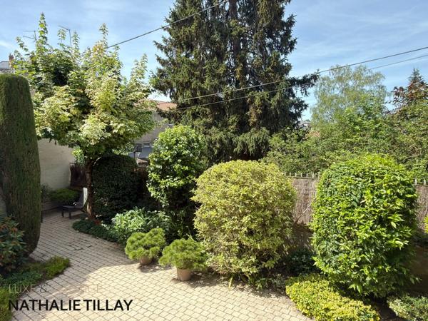 Orlean Dunois , maison à vendre avec porche, garage et jardin