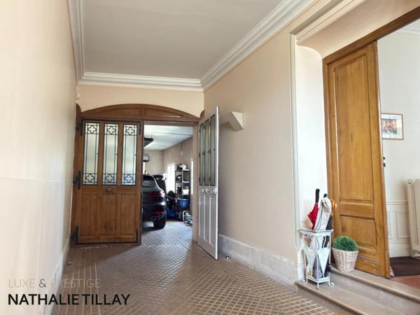 Orlean Dunois , maison à vendre avec porche, garage et jardin