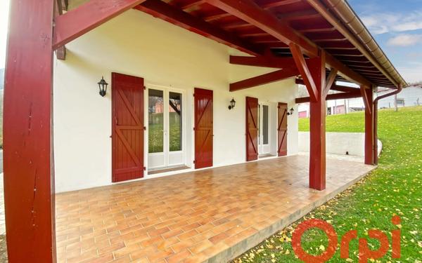 Maison à louer    5 pièces • 133,66 m2 Espelette