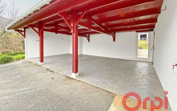 Maison à louer    5 pièces • 133,66 m2 Espelette