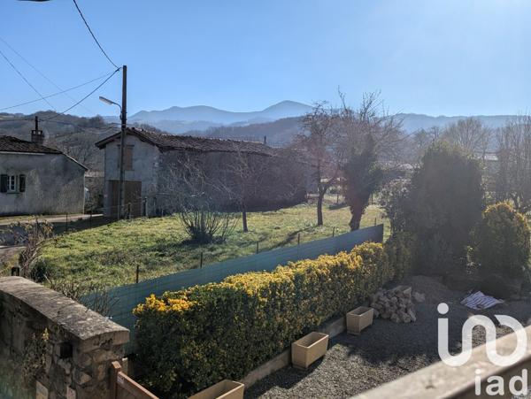 Maison de village 4 pièces de 65 m² à Montjoie-en-Couserans (09200)