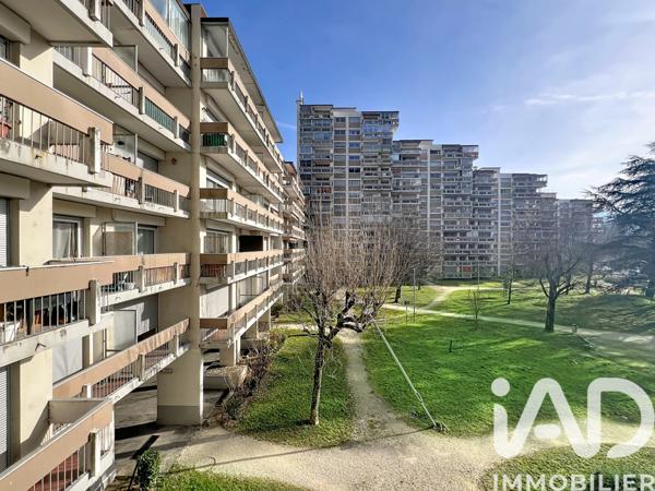 Location appartement 4 pièces 81 m² Grenoble