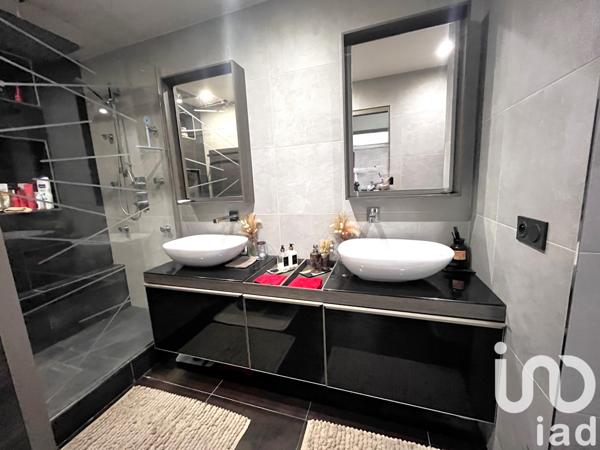 Appartement à vendre 4 pièces 90 m² Puteaux