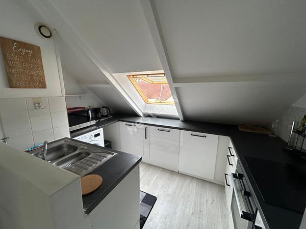 EPERNON GARE A PIED F2 en meublé