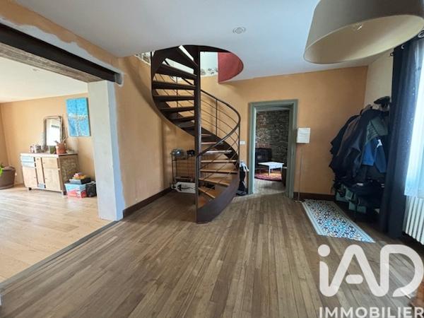 Maison à vendre 7 pièces 158 m² Saint-Sébastien-sur-Loire