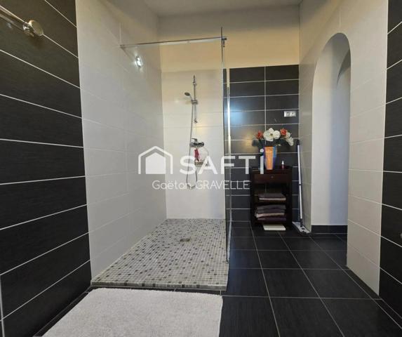 Exceptionnel T4 Duplex de 130 m² à Martigues FERRIERE – Terrasse