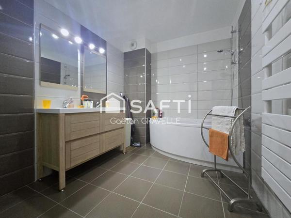 Exceptionnel T4 Duplex de 130 m² à Martigues FERRIERE – Terrasse