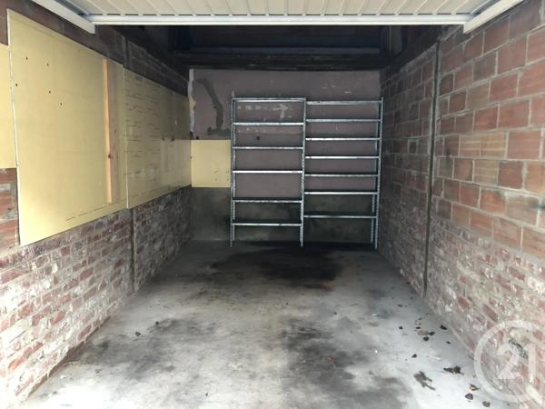 Parking à vendre  15 m 2   ST MAUR DES FOSSES  - 94