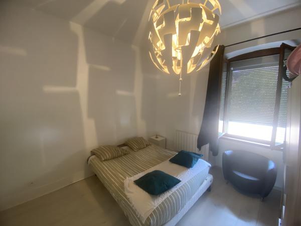 Appartement
         3 pièces
        - 76 m² Exclusivité 95 000 € *