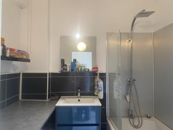 Appartement
         3 pièces
        - 76 m² Exclusivité 95 000 € *