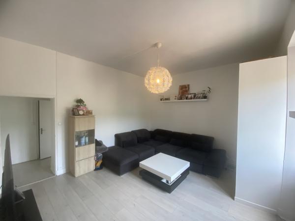 Appartement
         3 pièces
        - 76 m² Exclusivité 95 000 € *