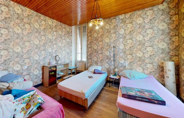 Maison à vendre    4 pièces •  Ruoms