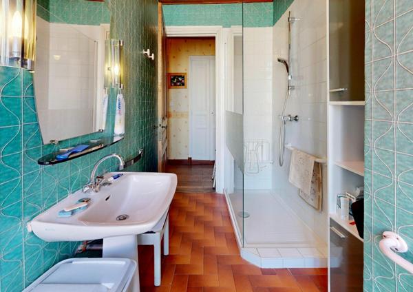 Maison à vendre    4 pièces •  Ruoms