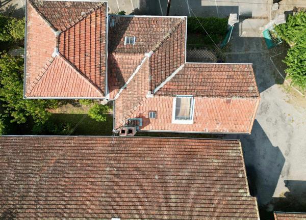 Maison à vendre    4 pièces •  Ruoms