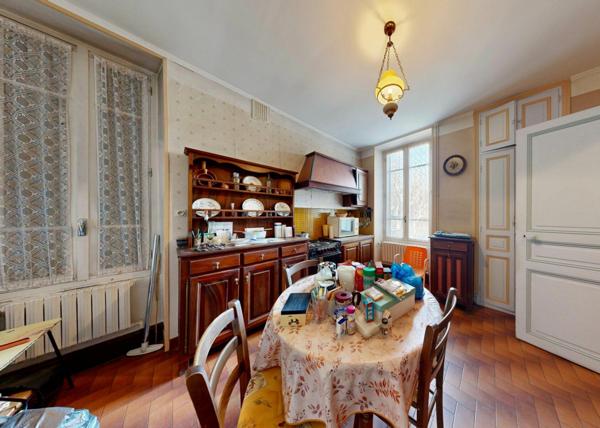 Maison à vendre    4 pièces •  Ruoms