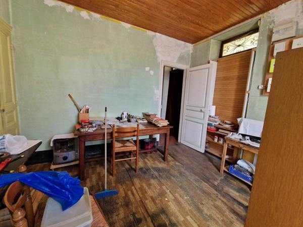 Maison à vendre    4 pièces •  Ruoms