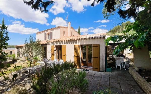 Maison à vendre    6 pièces •  Bouc-Bel-Air