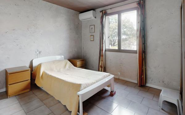 Maison à vendre    6 pièces •  Bouc-Bel-Air