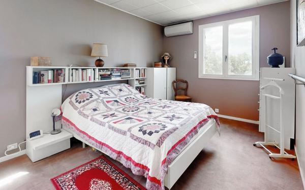 Maison à vendre    6 pièces •  Bouc-Bel-Air