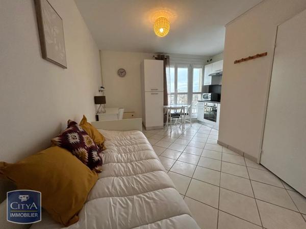 Appartement à louer 1 pièce 18.85m² Reims (51100)