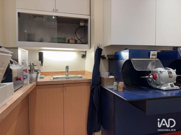 Boutique/Local commercial à vendre 80 m² Paris 16