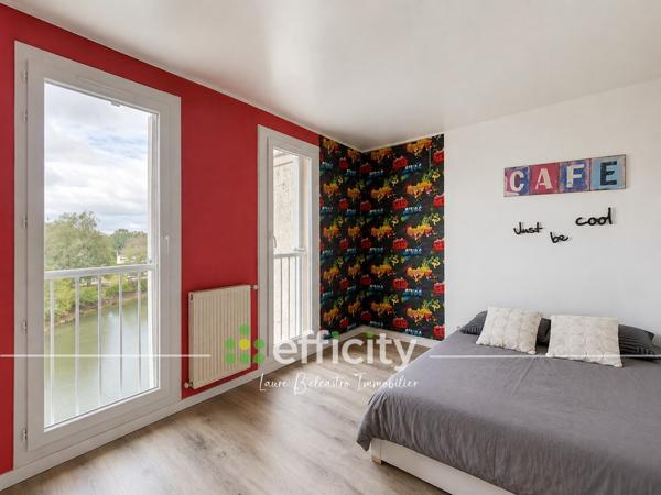 Appartement
         4 pièces
        - 115 m² 245 000 € *