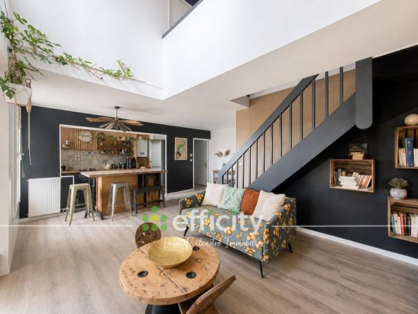 Appartement
         4 pièces
        - 115 m² 245 000 € *