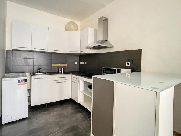 T1 MEUBLE – 28 m2 – PARKING – 69009 LYON